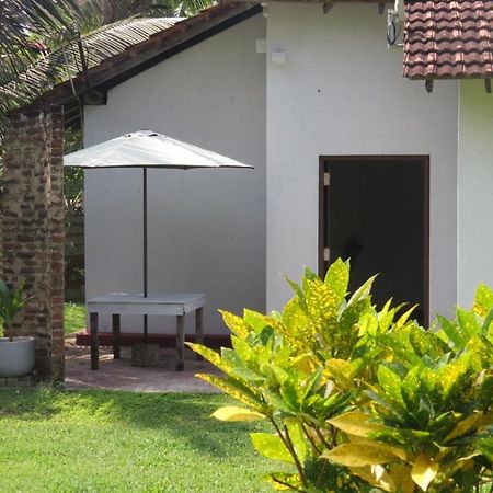 Mendis cottage Weligama Esterno foto