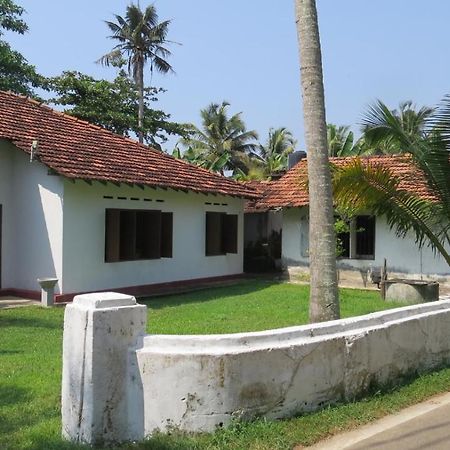 Mendis cottage Weligama Esterno foto